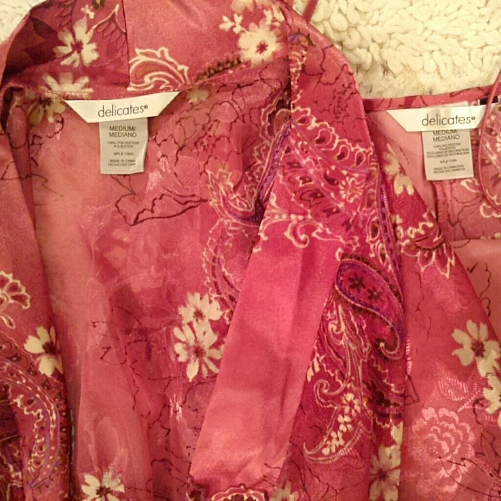 2pc robe and chemise set NWT